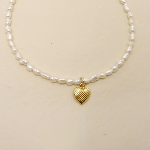 Bracelet perles d'eau douce et cœur - cadeau saint Valentin