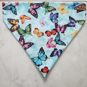 Wende Schmetterling und Libelle Katze und Hund Bandana - Schiebe auf dem Halsband - Tiere - Haustier - Geschenke für Haustier - Haustier Accessoires - Handgemacht