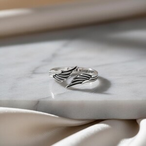 Anillo de plata de ley 925 con alas de ángel — "Extiende tus alas y vuela" Joyería ajustable imagen 6