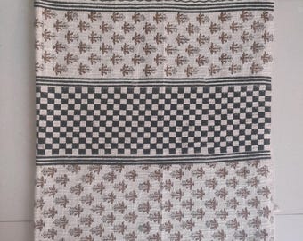 Hand Block Print Cotton Throw Blanket: Boho Sofa Bedding with Tassels