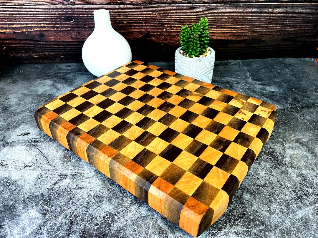 Checkered Pattern Endgrain Butcher's Block Checkered Cutting Board
