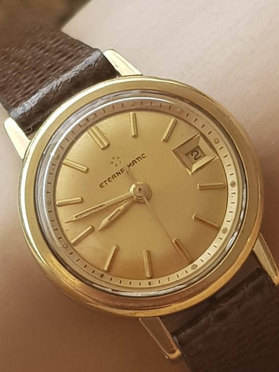 Women's vintage Eternamatic wristwatch circa 1960… - image 1