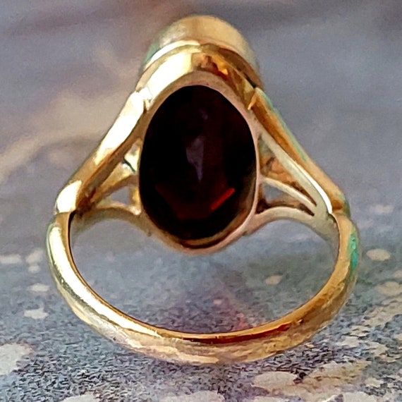 Antique 18ct yellow gold oval cut garnet ring siz… - image 6