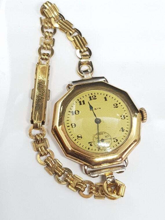 Women's Vintage Elgin wristwatch, vintage classics