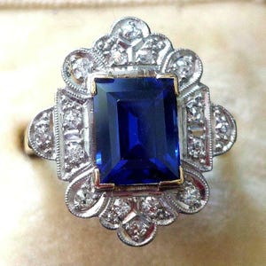 Antieke 18kt gouden clusterring saffier en diamant, klassieke antieke sieraden