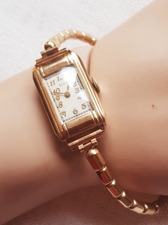 Women's artdeco style vintage wristwatch c1930s, r