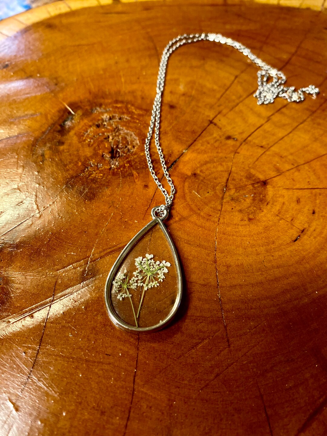 Pressed Flower Necklace Botanical Necklace Flower Resin Etsy.de