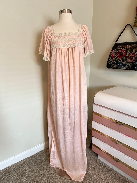 Vintage 70's does 30's pink nightgown