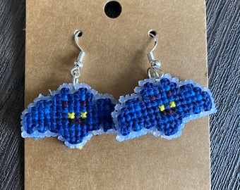 Stardew Valley vleermuis kruissteek oorbellen