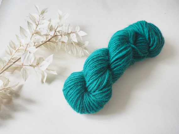 emerald green wool yarn