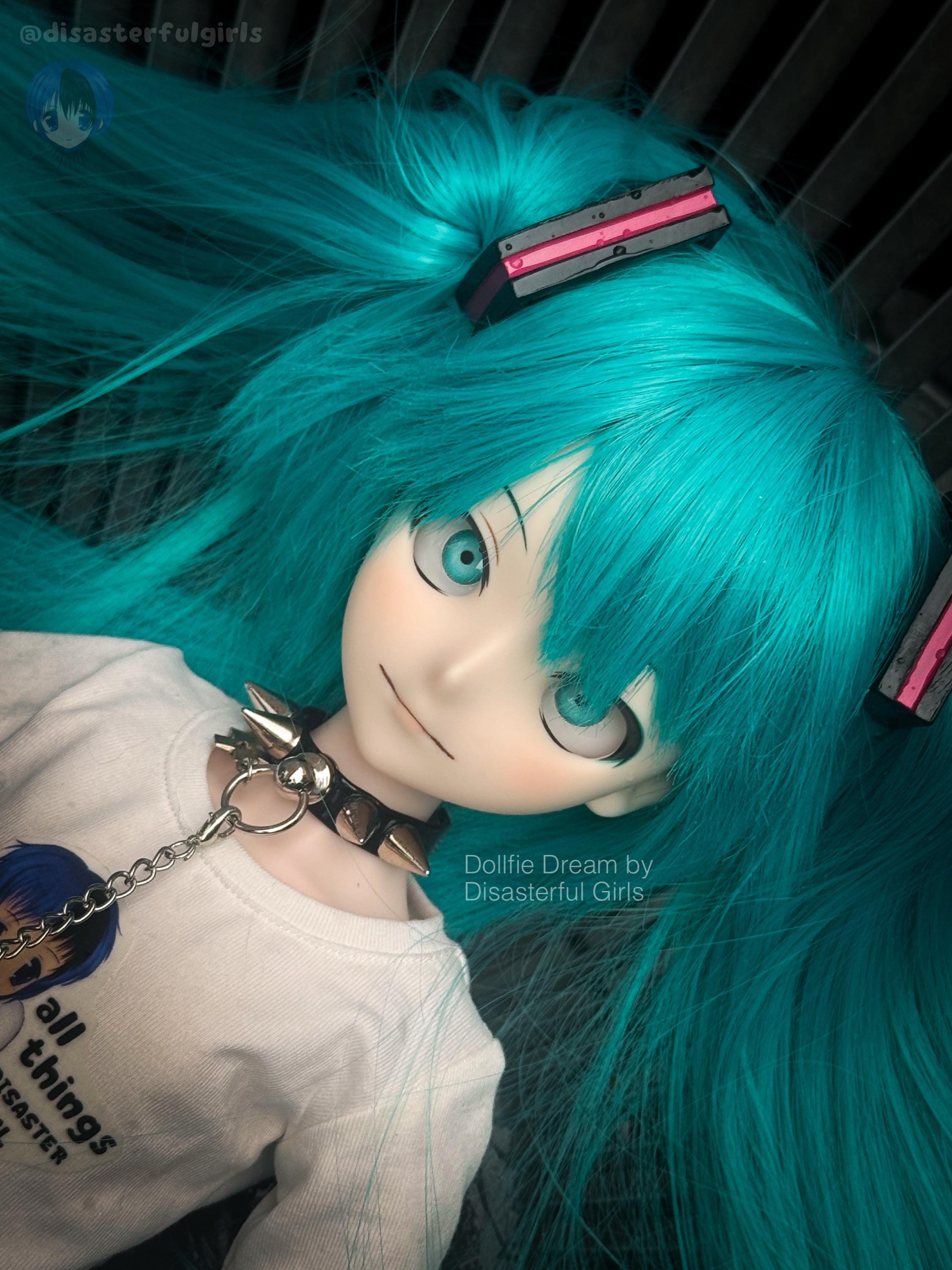 Creepy Miku Doll - Etsy Creepy Miku Doll - Etsy