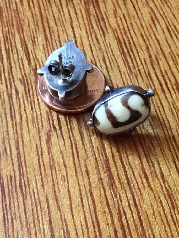 Artsy Sterling Silver, Cream and Brown Stone Stud 