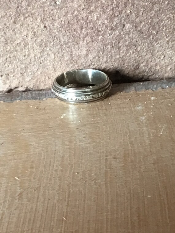 Vintage Ornate Sterling Silver Band Ring - image 3