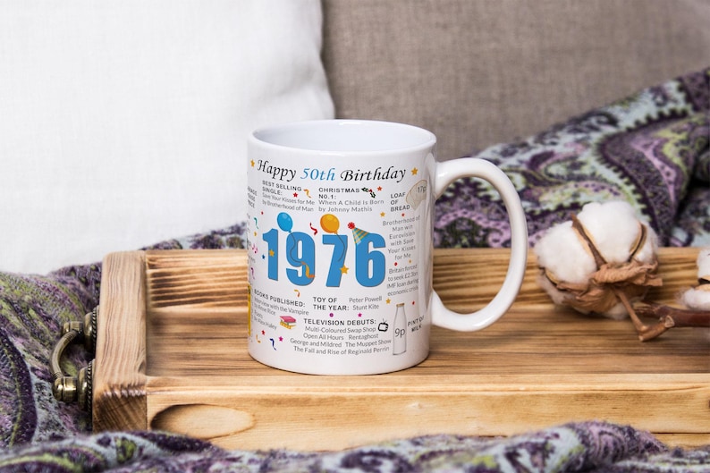 50th Birthday Mug – Born in 1976 Facts – 50 in 2026 – Back in 1976 – Unique 50th Gift – Keepsake Mug for Him, Her, Friend, Son, Daughter imagem 4