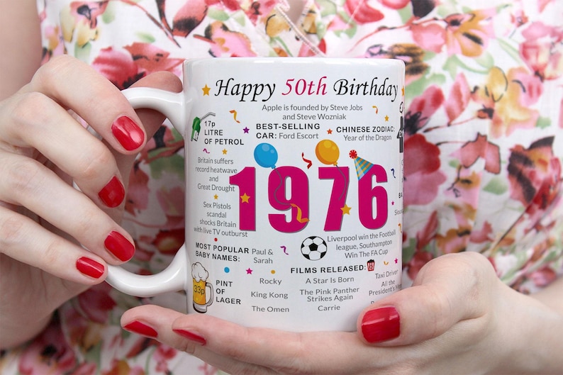 50th Birthday Mug – Born in 1976 Facts – 50 in 2026 – Back in 1976 – Unique 50th Gift – Keepsake Mug for Him, Her, Friend, Son, Daughter imagem 2