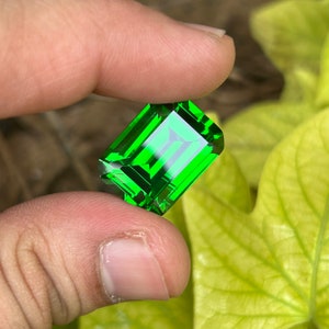 Emerald Green Cubic Zirconia AAAAA Quality Cubic Zirconia Octagon Shape Green Colour CZ Loose Stones Brilliant Quality (15x20mm)