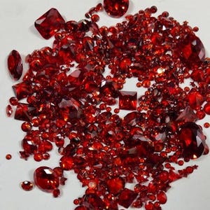 Bulk Semiprecious Cubic Zirconia Faceted Mix Shape Wholesale lot AAA Quality Red Colour CZ Loose Stones Brilliant Quality 3-20 mm 2000ct