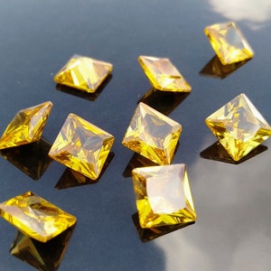 Zirconia cúbica / Calidad AAA Zirconia cúbica Forma cuadrada / Color amarillo CZ Piedras sueltas Calidad brillante / Para la fabricación de joyas / (2 mm-10 mm)