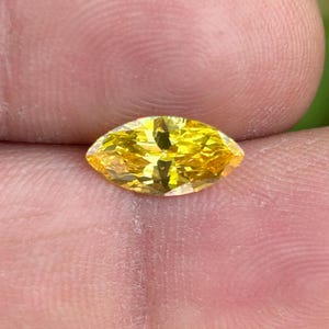 Yellow Color Marquise Cubic Zirconia AAAAA Quality Yellow Marquise Shape CZ Loose Cubic Zirconia Stone Size 1x2mm ~ 7x14mm