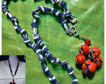 Marine necklaces