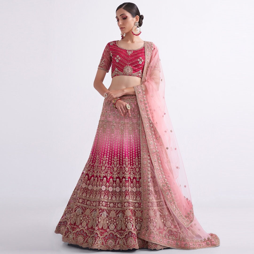 BEST PLACES FOR GETTING LEHENGAS ON RENT IN DELHI