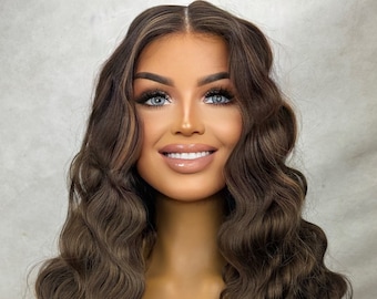 Perruque Femme Châtain Clair Mèches Blond Doré Et Cuivre – Modèle Ninon