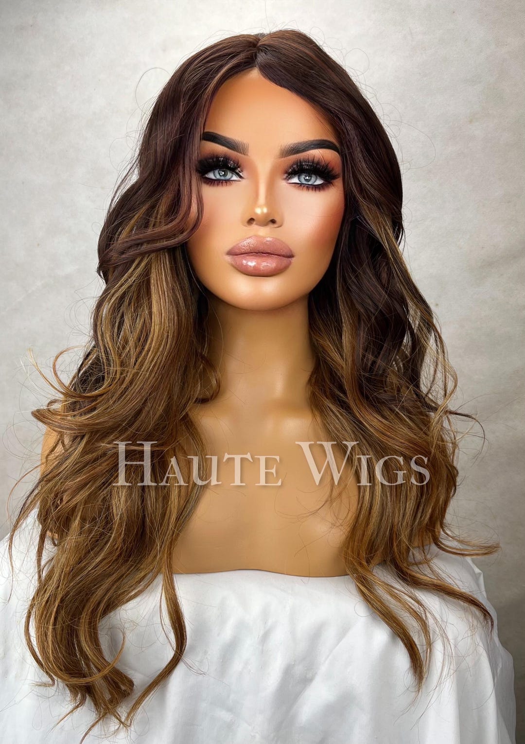 Perruque Longue Brun Foncé GINA 2 Synthétique - Bonnet Moyen, Raie Libre, Neuve Avec étiquettes