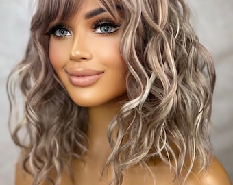 Coy Girl - Ombre Ash Blonde Platinum Silver BOB Wig W Bangs Fringe Short Wavy NO Lace Front Wigs Gift For Her haute wigs natural everday
