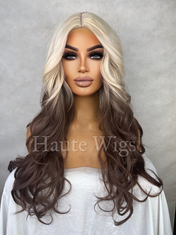 Ombré Lace Front Wig: Blonde to Brown Wavy Layered Wig  display picture 3
