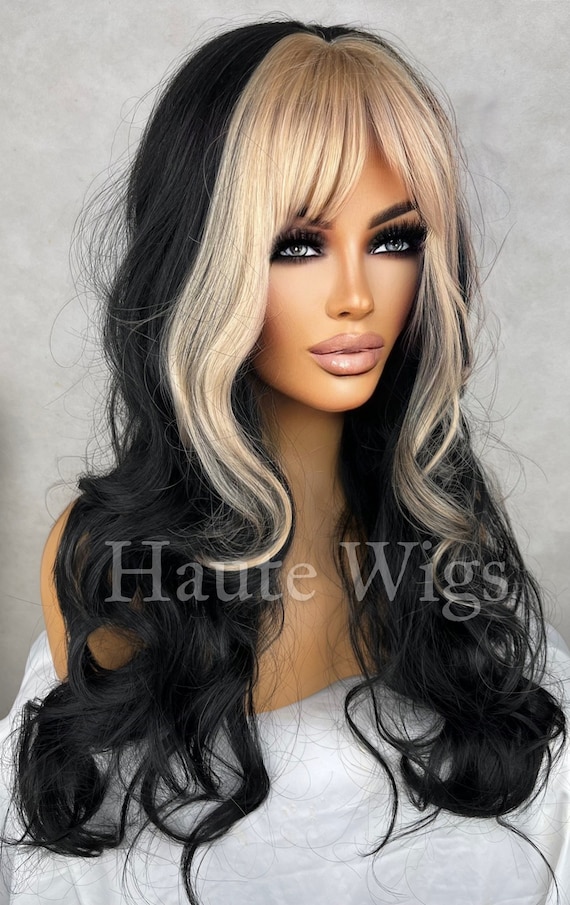 Wig black blonde 2019 Golden Girl 24 Inch Black Brown Wig: Golden Blonde Money  main image 4