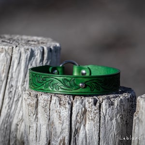 Vintage western - medal holder