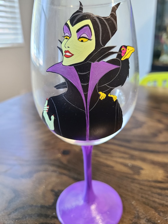 Disney Maleficent Wine Glass, Disney Painted Wine Glass, Custom Wine Glass,  Sleeping Beauty Wine Glass, Disney Wine Glass, Disney Villians