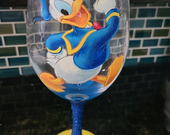 Donald Duck wine glass, disney wine glass, hand painted wine glass, wine lover gift, disney lover gift, disney painted wine glass