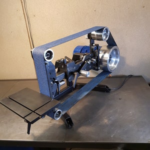 Piani e progetti della smerigliatrice a nastro PVB-1, informazioni sull&#39;edificio e modello 3D