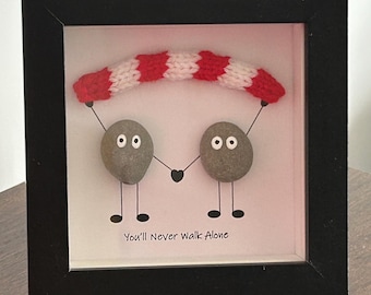 Liverpool FC Two Person Pebble Picture: Hand-Knitted Scarf, Fun Football Fan Birthday / Occasion Gift