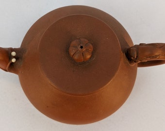 SALE- Chinese China Yixing Zisha Clay Teapot, Brown Classic