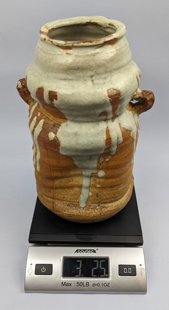 Fantastic Old Japanese Iga or Shigaraki Ware Vase Hanaire Flower