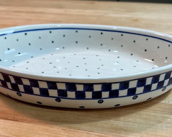 Polish stoneware oval baking dish