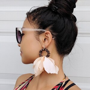 Large flower statement earrings, flower clip on earrings, floral earrings, boho earrings, flower earrings, exotic earrings, nature lover
