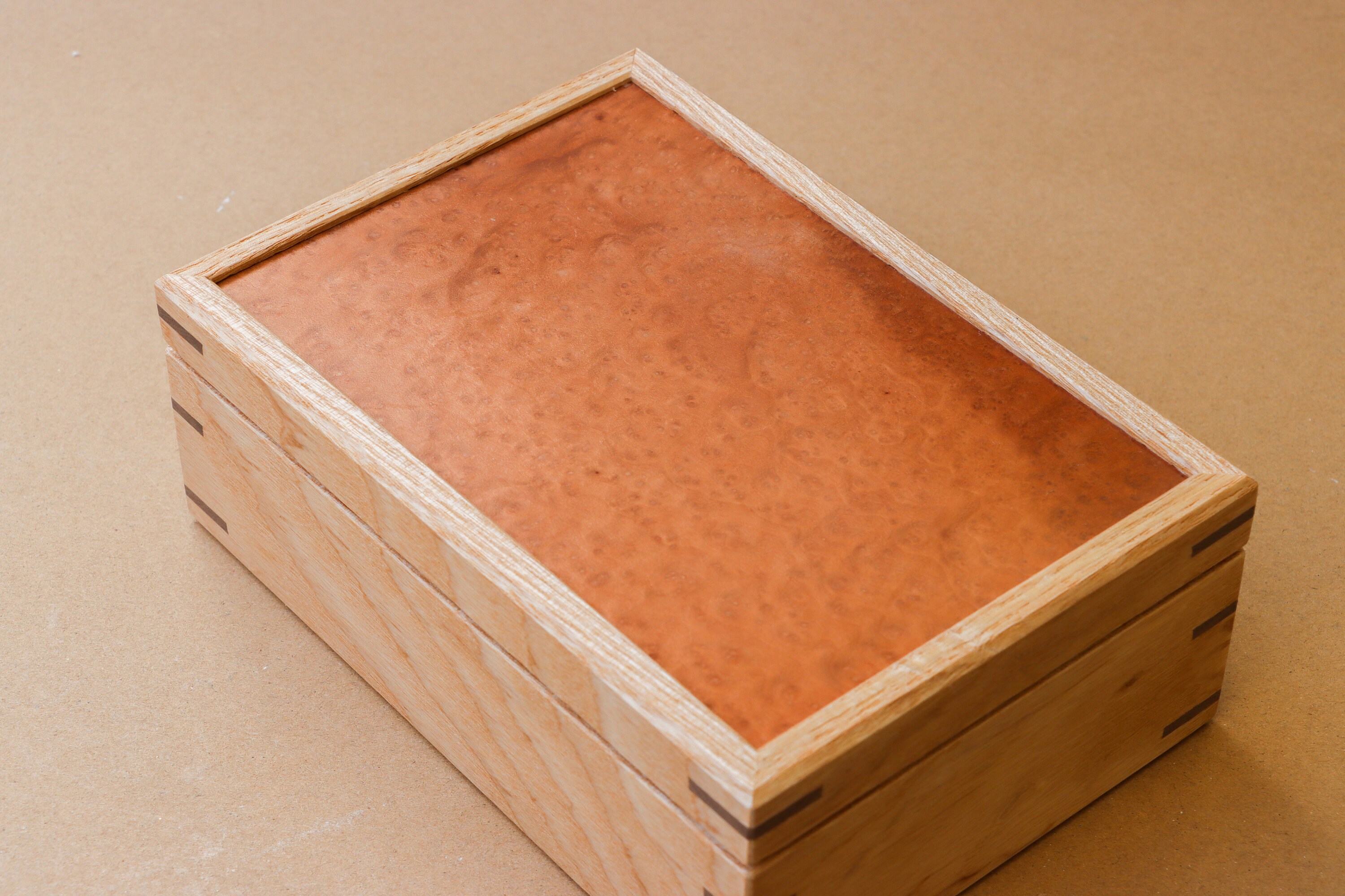 Caja de recuerdos de madera hecha a mano Perfecto para | Etsy