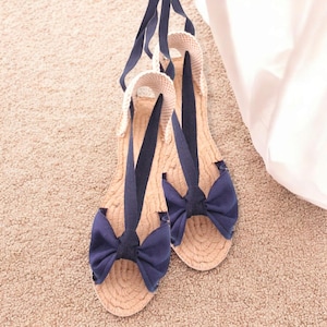 Flache Butterfly-Espadrilles – Riemchensandalen – Übergrößen erhältlich