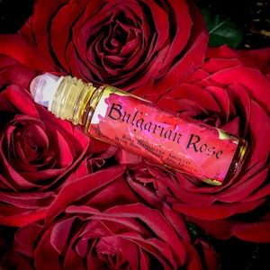 Regal Bulgarian Rose Perfume Oil With Crystal And A Rose Quartz Roller
