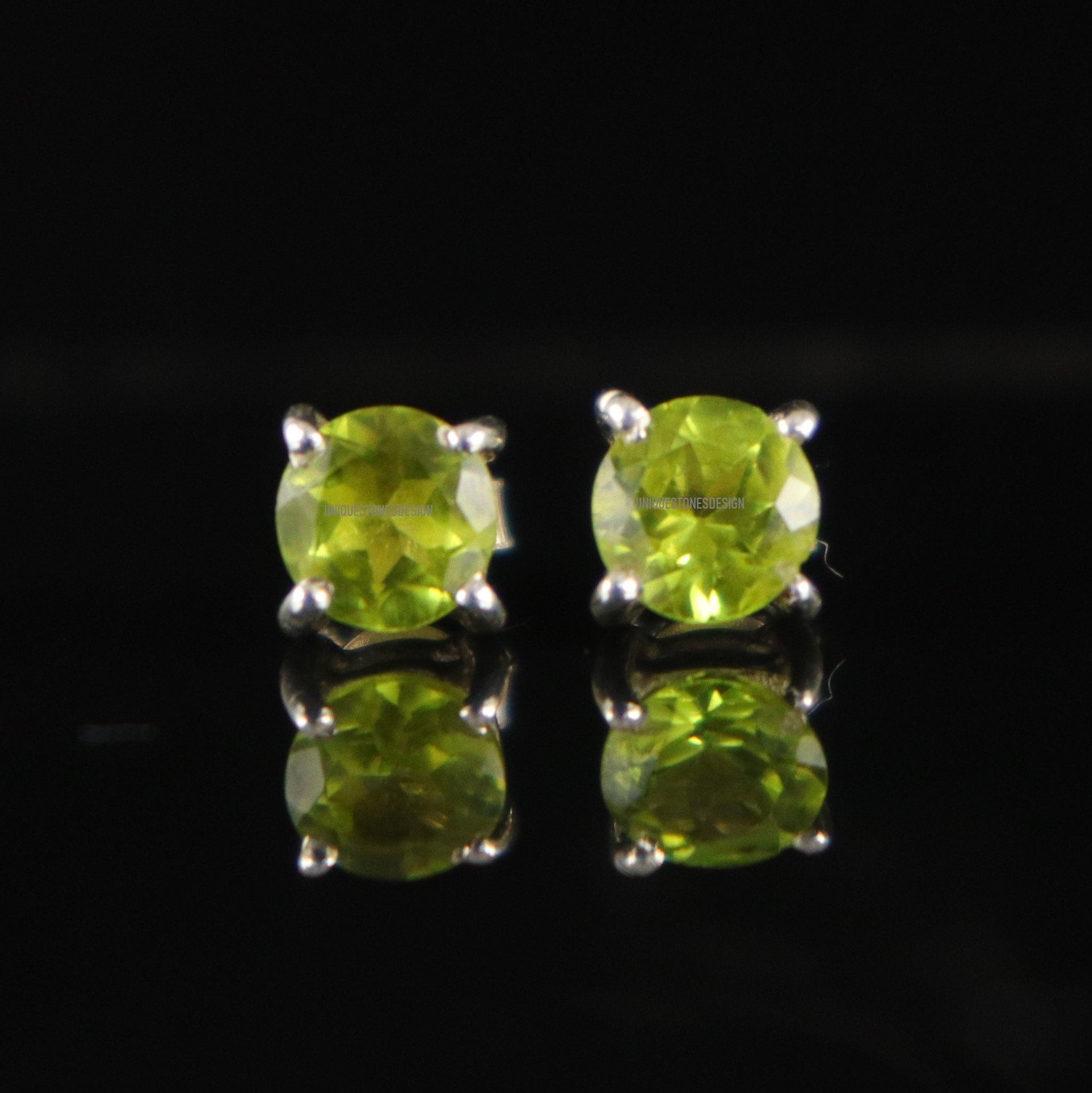 Peridot Stud Earring 92.5 Sterling Silver 1 Pair Stud Round Etsy