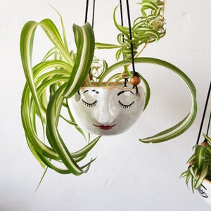 Ceramic hanging planter large Pottery hanging planter with face Ceramic hanging pot indoor and outdoor White mini flower pot