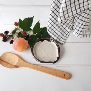 Minimalistic spoon rest ceramic Kitchen spoon rest handmade Pottery utensil holder