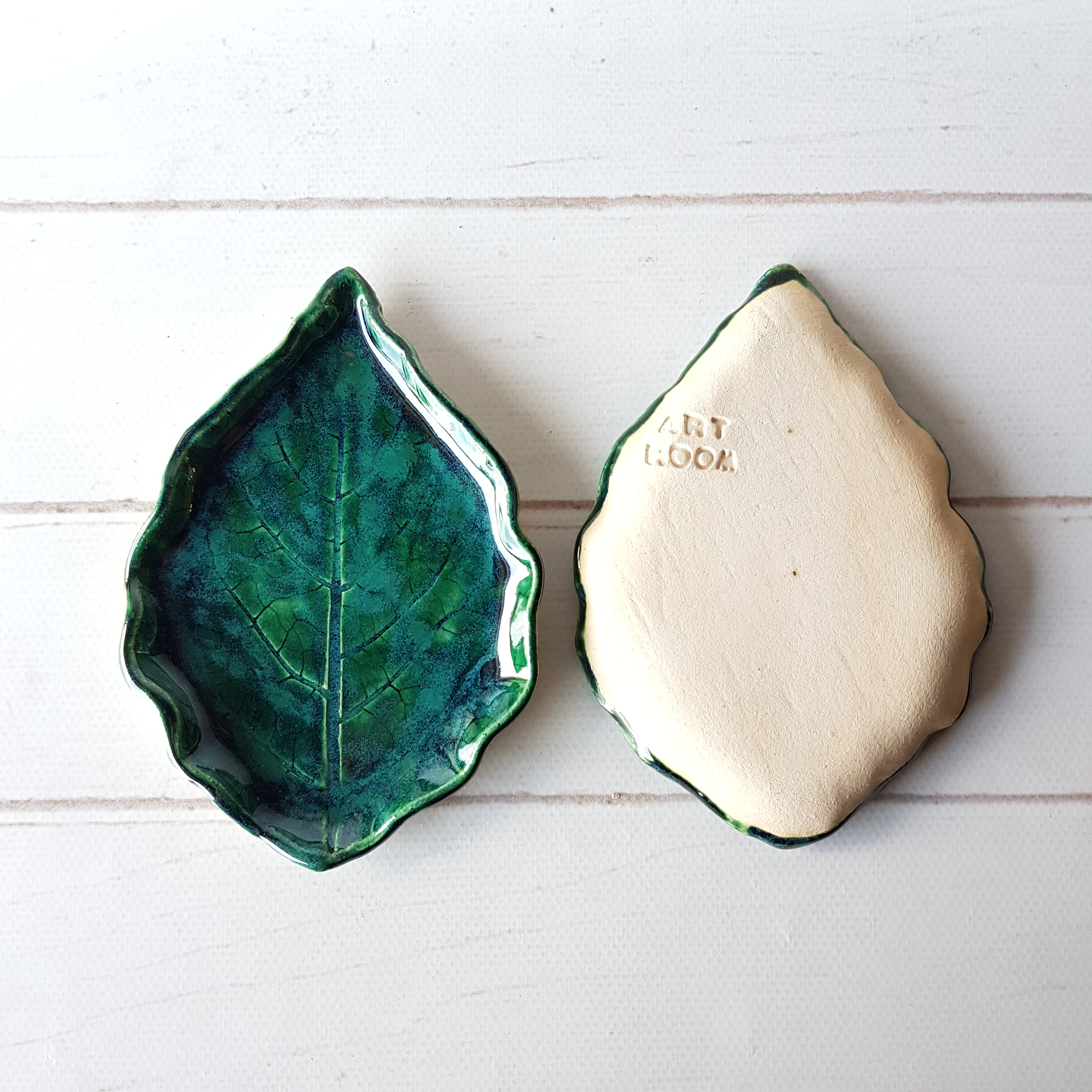 Ceramic leaf spoon rest Emerald green spoon rest Pottery Etsy