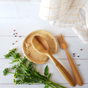 Recipiente de cerámica con forma de abeja, soporte para utensilios con forma de panal y abejas, plato para bolsitas de té amarillas, decoración de cocina, regalo para cocinero