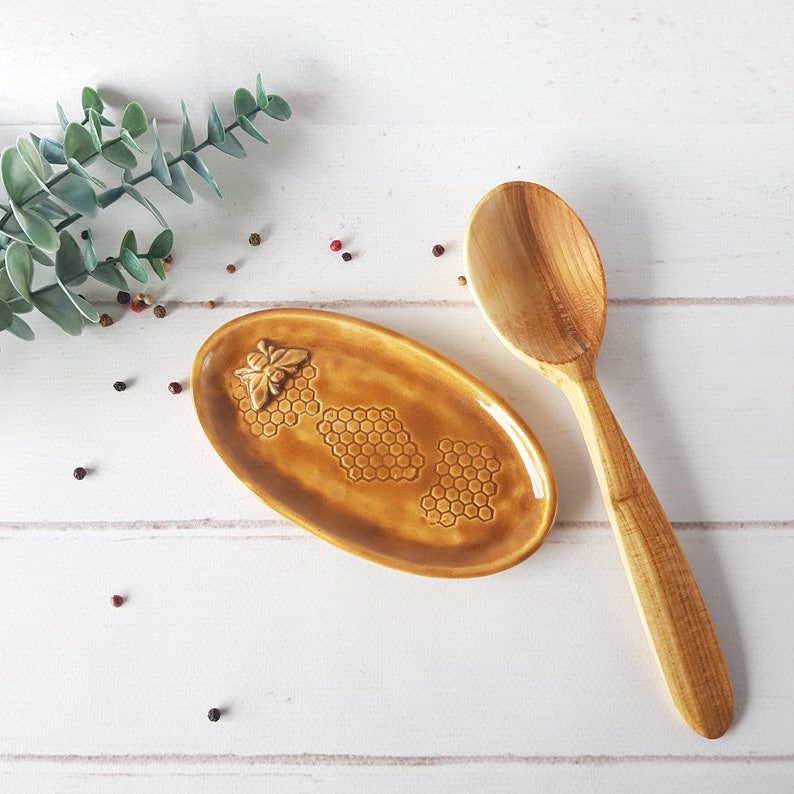 Ceramic bee with honeycomb spoon rest handmade Kitchen yellow | Etsy