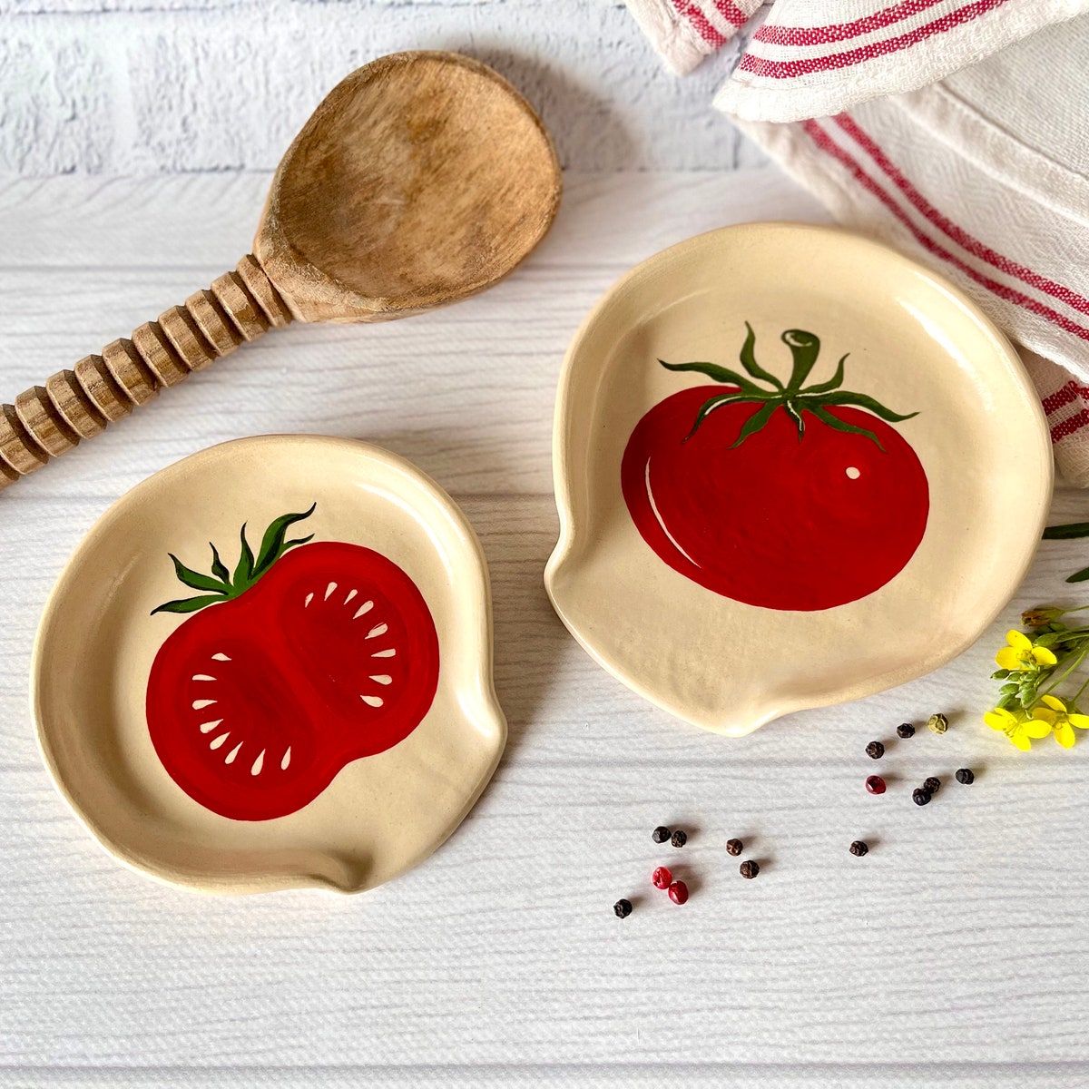 Ceramic Handpainted Red Tomato Spoon Rest Tomato Spoon Holder Handmade for Table Nature Decor Kitchen Accessories - Etsy