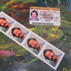 My Name is Earl TV Series Earl Hickey Drivers License & Photo Booth Photos  Prop Cosplay Novelty